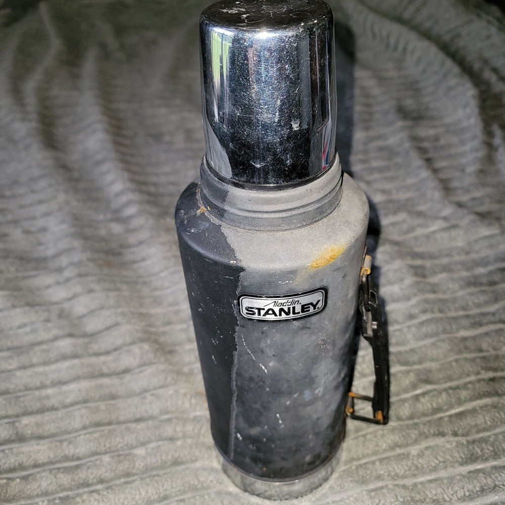 STANLEY THERMOS Black & Stainless ALADDIN Half Gallon 2 Quart A945DH Vintage USA